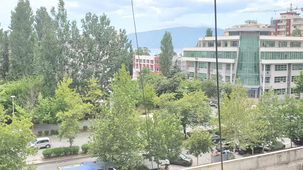 Olsi Apartment Vlore Bagian luar foto