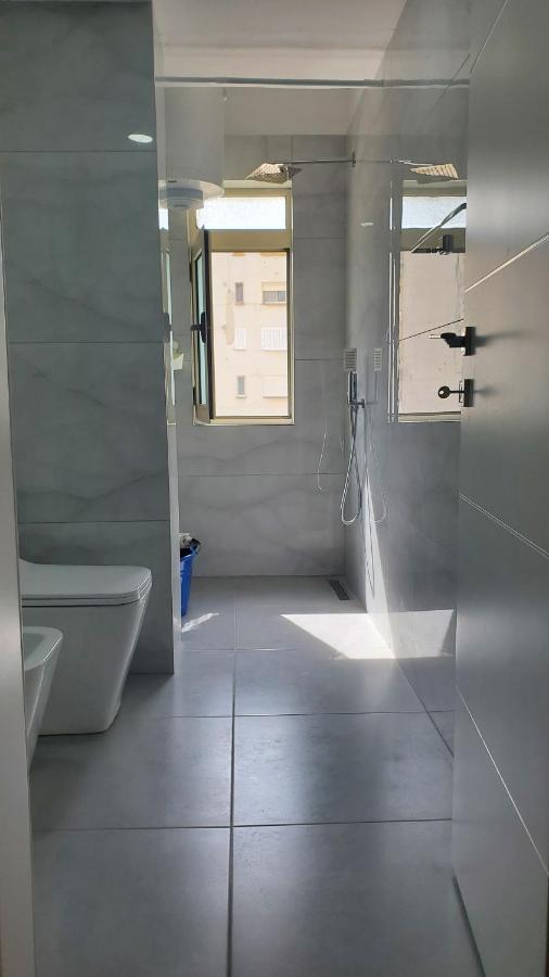 Olsi Apartment Vlore Bagian luar foto